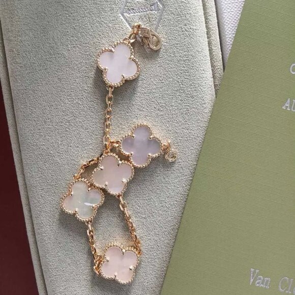 18k gold bracelet by Van Cleef & Arpels - Picture 5 of 7